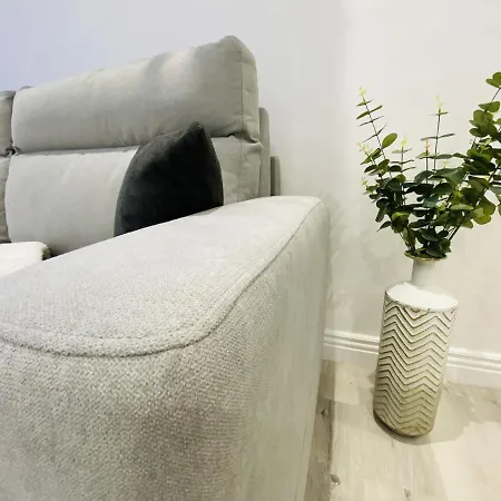 Apartment Proche De Standing *